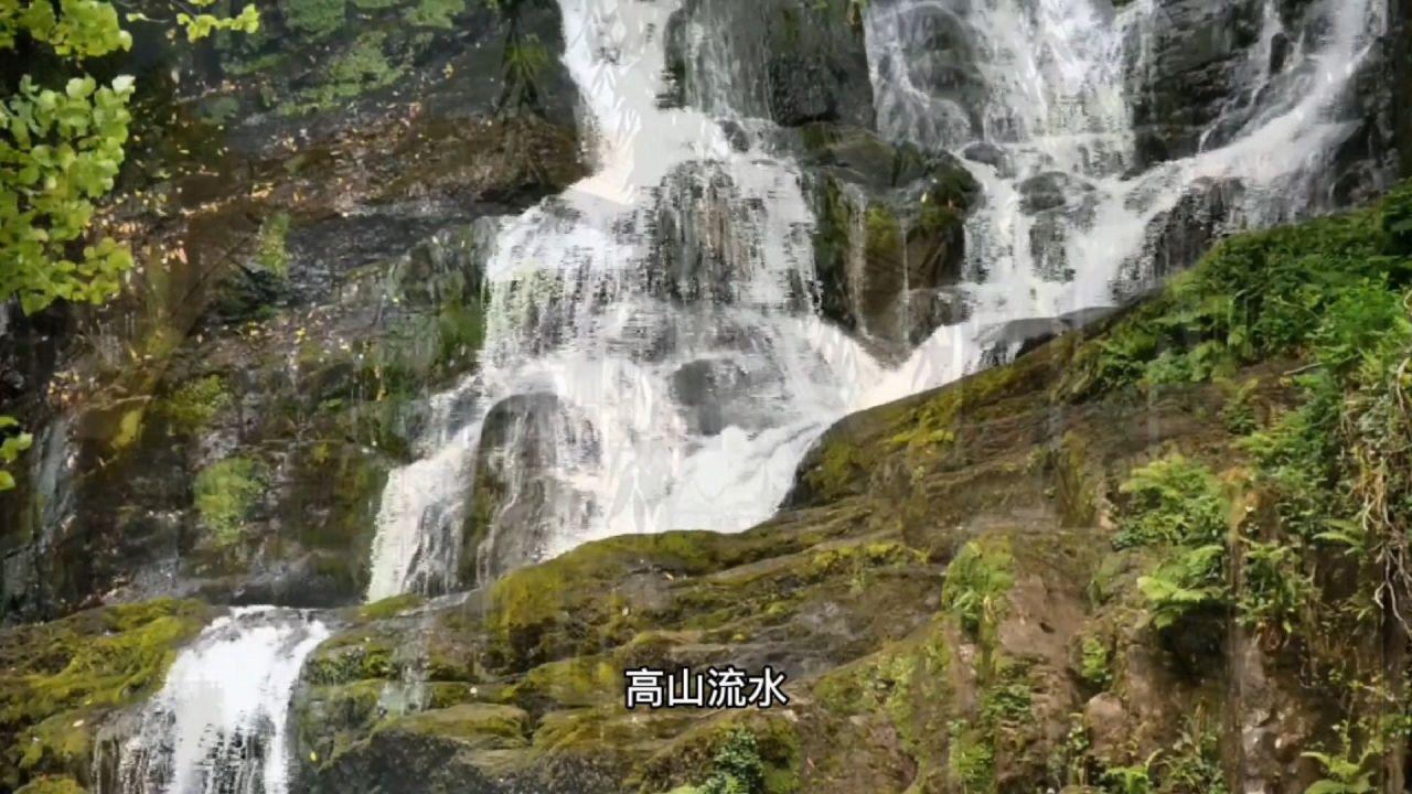 47岁“国民媳妇”低调嫁给初恋同学，恩爱至今，一家三口很幸福